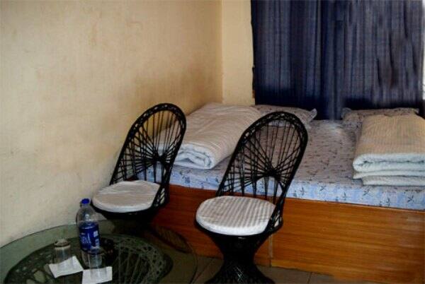 Hotel Little Chef Inn, Kalpa 4